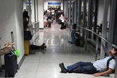 Sân bay Tân Sơn Nhất báo cáo vụ đoàn khách bị 'mắc kẹt' lúc rạng sáng: Do phối hợp chưa chặt chẽ