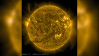 Mặt trời bất ngờ ‘tỉnh giấc’, NASA báo động nguy cơ bão vũ trụ tấn công Trái đất