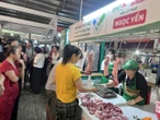Lần đầu TP.HCM đưa thịt heo 'Tick xanh trách nhiệm' vào chợ truyền thống