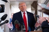 Chính trường Mỹ tranh cãi sau phán quyết bỏ khoản phí thị thực H-1B của ông Trump