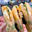 Cơm trắng và bánh mì ăn khi nguội tốt hơn lúc nóng, bạn tin không?