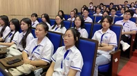 Tổng giám đốc ACB nói với sinh viên: 'AI không thay bạn, trừ khi bạn đứng yên'
