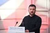 Không kích đẫm máu ở Donetsk: Ông Zelensky tố Nga tấn công dân thường, 20 người chết