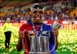 Làng bóng đá lo Yamal sinh hư khi 'cặp kè' Neymar