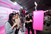 Gen Z chuẩn bị đi concert BTS, The Weeknd, thanh toán MoMo được không?