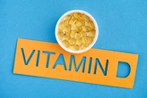 Vitamin D cần, nhưng bổ sung thế nào để tránh nguy cơ ngộ độc?