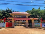 Học trò thiếu sách, thầy hiệu trưởng lên mạng 'xin' ngay 300 bộ