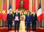 Việt Nam và Pháp ký nhiều văn kiện về điện hạt nhân, vệ tinh và máy bay thương mại