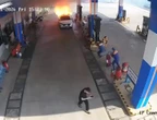 Vụ cháy xe ở cây xăng: Tài xế khai không mở cửa xe là do hoảng sợ quá!