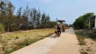Con đường 3,8 tỉ 'rút ruột' hơn 1 tỉ, thêm 3 người bị khởi tố