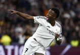 Vinicius tức giận khi bị CĐV Barca chế nhạo là 'Quả bóng vàng bãi biển'