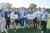 Giám đốc ngân hàng U50 vẫn 'cháy' hết mình trên sân cỏ giải bóng đá công nhân viên chức