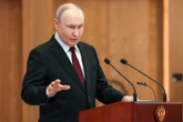 Ông Putin đáp trả: Nga có khả năng tiêu diệt bất kỳ ai tấn công vùng Kaliningrad