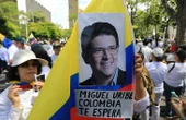 Ứng cử viên tổng thống Colombia qua đời sau khi bị bắn hồi tháng 6