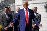 Tin tức thế giới 10-4: Ông Trump lên tiếng ngay về tăng thêm thuế với Trung Quốc, hoãn cho 75 nước