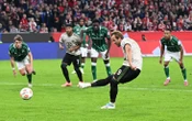 Harry Kane vượt mặt Ronaldo, Haaland để tạo ra kỷ lục mới