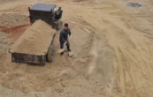 Trung Quốc tuyên bố có thể đẩy nhanh phê duyệt xuất khẩu đất hiếm sang EU