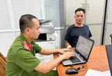 Tạm giữ người đàn ông bỏ chạy sau tai nạn, còn hành hung cảnh sát giao thông