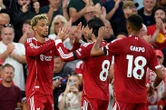 Tân binh rực sáng, Liverpool giành ba điểm ở trận khai mạc Premier League