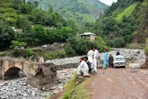 Lũ quét ở Pakistan khiến gần 200 người chết; Trực thăng rơi khi cứu trợ