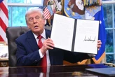 Ông Trump ký sắc lệnh bán TikTok Mỹ, định giá 14 tỉ USD