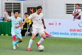 Những chiến binh 'không tuổi' của đội bóng Công đoàn Điện lực Việt Nam
