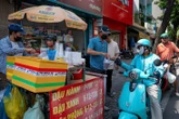TP.HCM 'đổ lửa', thị trường giải nhiệt 'hốt bạc'