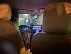 Gia đình 5 người đặt xe 4 chỗ gây tranh cãi: Chuyện có nhỏ không?