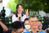 Làm 10 tiêu hết 9, làm sao quản lý tài chính cá nhân hiệu quả?