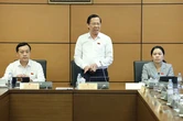 Đại biểu Quốc hội: Cha mẹ khá giả tự nguyện từ chối hỗ trợ, miễn học phí, được không?