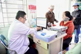 Trạm y tế thành 'bệnh viện mini', có nên không?