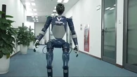 VinMotion - robot hình người 'Made in Vietnam' đầu tiên ra mắt
