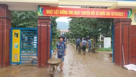 Ba ngôi trường ở Đà Nẵng sáng còn bê bết bùn, tối đã sạch trơn khiến người dân vùng lũ bất ngờ