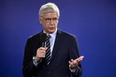 'Giáo sư' Wenger chỉ ra lý do Arsenal thất bại trước PSG
