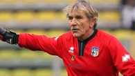Cựu thủ môn Serie A trở lại thi đấu ở tuổi 82