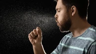 Ho thật mạnh để chữa đột quỵ?