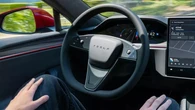 Tesla bị phạt 6.400 tỉ vì chế độ tự lái