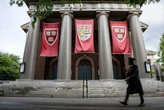 Nhật Bản kêu gọi tiếp nhận sinh viên Harvard từ Mỹ