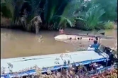 Cà Mau rà soát giao thông đường thủy sau vụ lật vỏ lãi chở khách tham quan