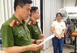 Bán hàng hiệu online doanh thu 'khủng' 834 tỉ đồng, bị tạm giữ vì trốn thuế 12,5 tỉ