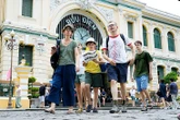 TP.HCM bàn cách giúp khách quốc tế 'mở hầu bao'