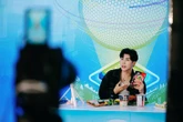 Mega Livestream: Bùng nổ giảm giá, tràn ngập quà mỹ phẩm, đồ ăn, quần áo... 'made in Vietnam'
