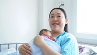 Trao tặng giọt sữa mẹ yêu thương