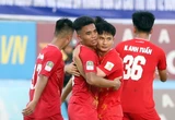 Cựu tiền đạo U23 Việt Nam giúp đội nhà nuôi hy vọng thăng hạng