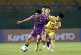 Đua trụ hạng V-League: Chỉ mành treo chuông