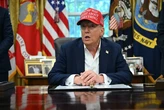 Tổng thống Trump chỉ trích Đài ABC News, NBC News là ‘tin giả’