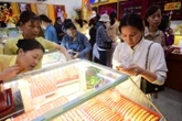 Đọc nhanh 20-5: Lý do gì khiến giá vàng cùng chứng khoán Mỹ giảm mạnh?