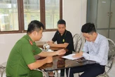 Người dân nhận lại 2,3 tỉ đồng chuyển khoản nhầm