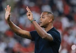 HLV Kluivert kể khổ sau khi Indonesia thua trận