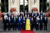 Ông Trump dự hội nghị thượng đỉnh NATO, vị thế cao hơn